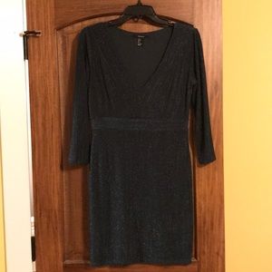 HOLIDAY DRESS